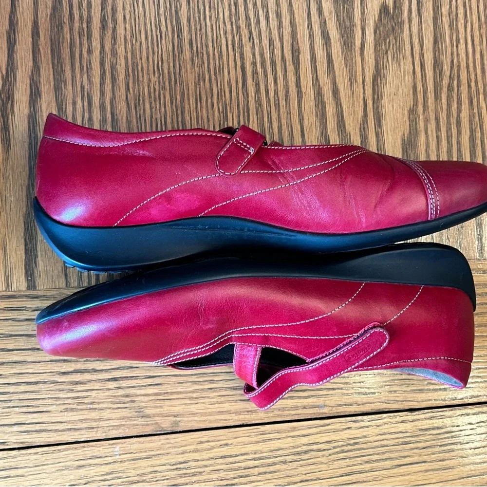 Wolky Women’s Red Leather Mary Jane Flats Adjustable Strap Size EU 41 - Picture 8 of 13